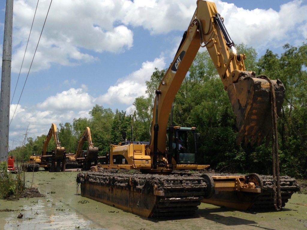 Pipeline Pipeline Contractors & Amphibious Equipment Rentals